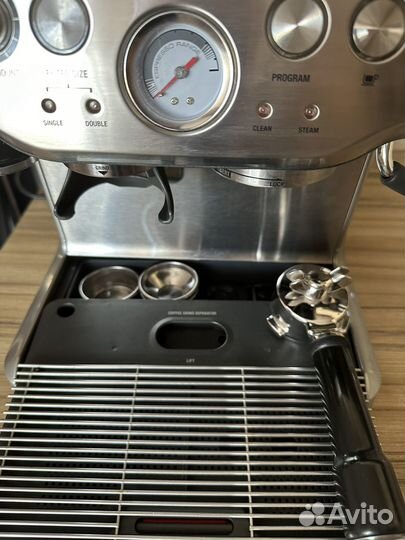 Кофемашина Bork c801