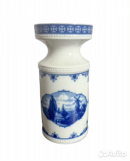 Фарфоровые вазы