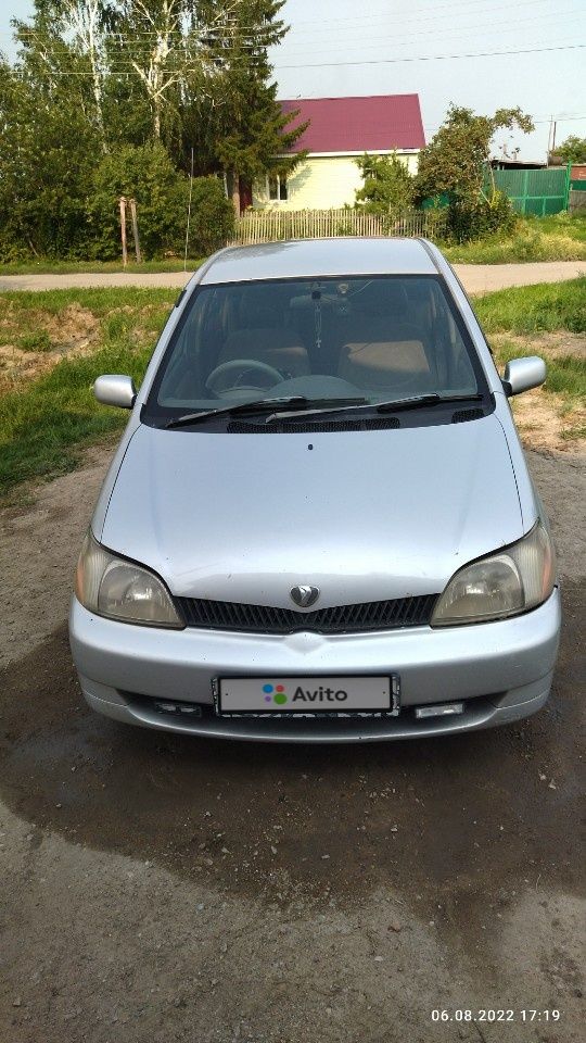 Toyota Platz: фото владельца