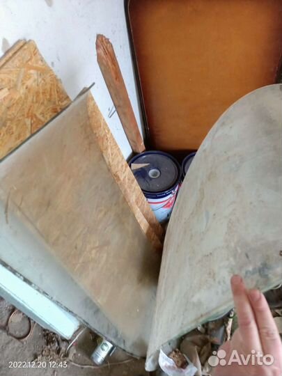 Лобовое стекло (заднее) москвич 2140