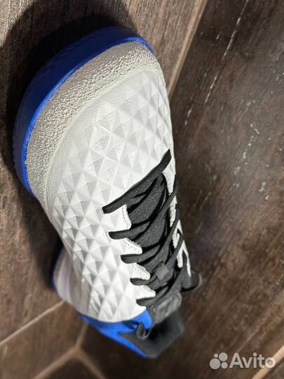 Футзалки Nike React Legend 8 Pro Ic