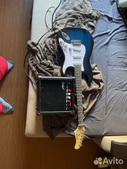 Электрогитара с комбиком