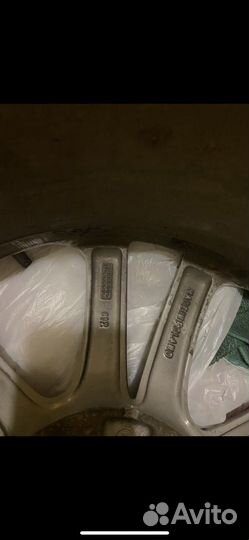 Комплект оригинальных 17 диски VW Passat CC