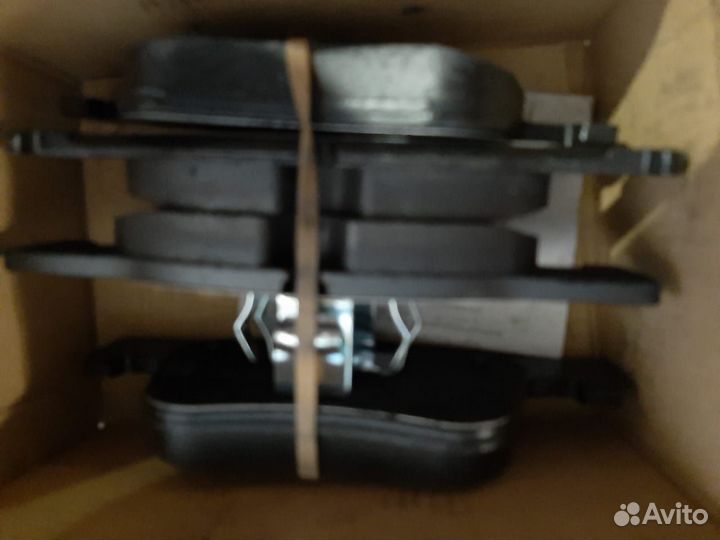 Комплект передних тормозных колодок на BMW 1/3/4