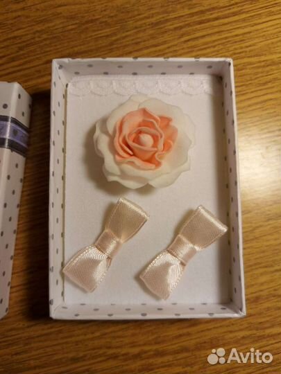 Свадебная подушечка для колец в подарочной коробке