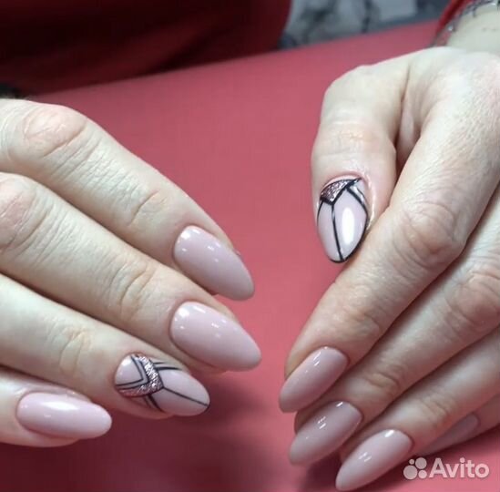 Мастер маникюра и педикюра