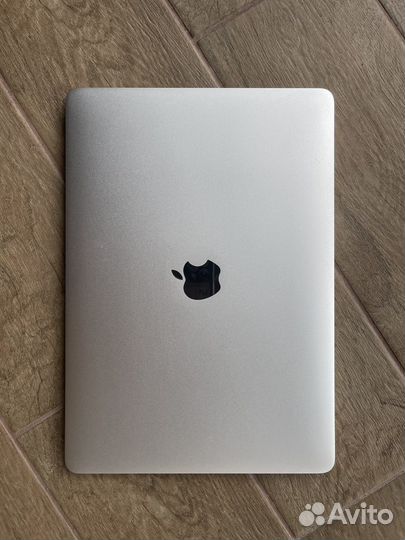 Macbook pro 13 2019 touch bar