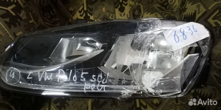 Фара левая WV Polo 5 рестайл