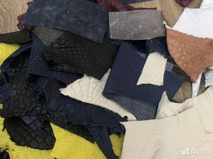 Обрезки кожа крокодила