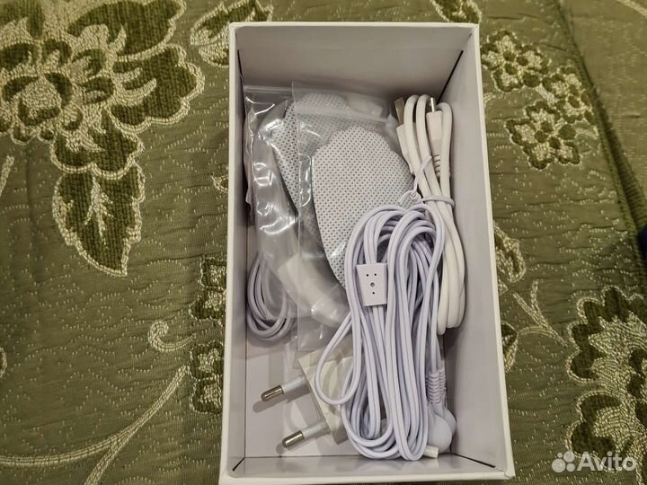 Многофункциональный прибор для электров. массажа