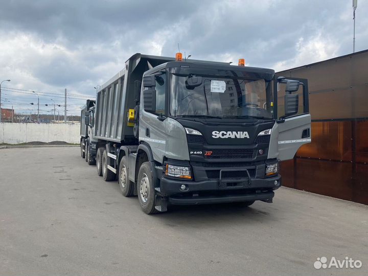 Водитель самосвала категории 