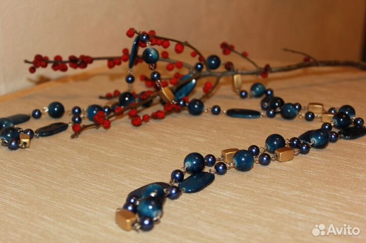 Бусы сине-золотистого цвета