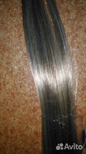 Волосы на заколках