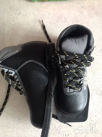 Лыжные ботинки cross