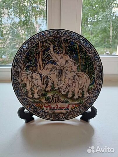 Тарелка декоративная деревянная