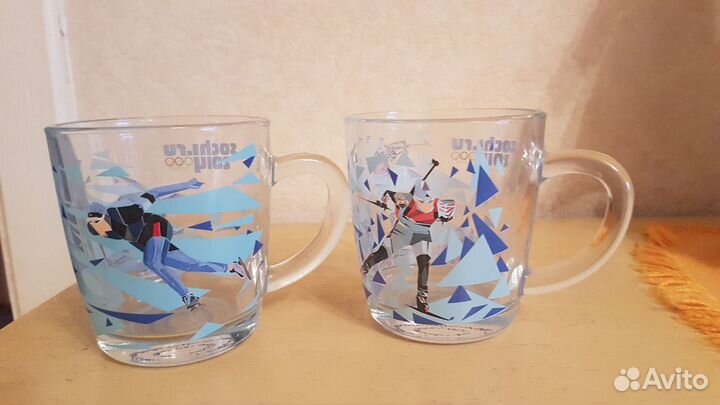Две чашки с олимпийской символикой Сочи