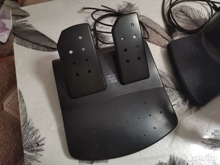 Игровой руль gembird с педалями и коробкой передач