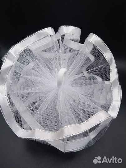 Бант белый школьный