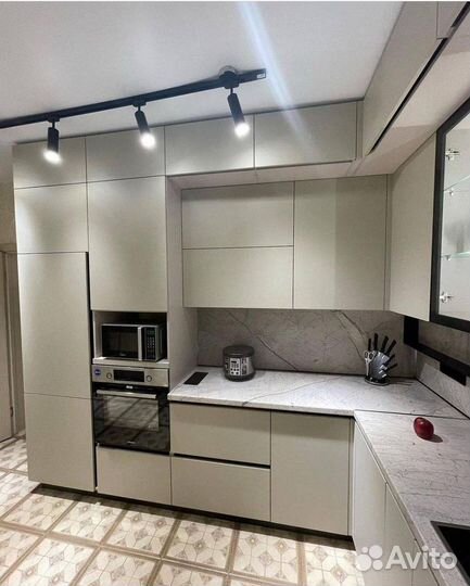 Современная кухня на заказ