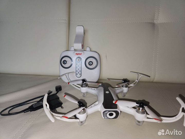 Квадрокоптер Syma W1PRO