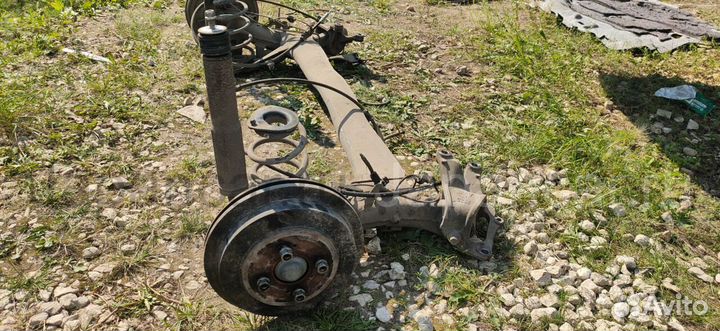 Задняя балка Honda Freed