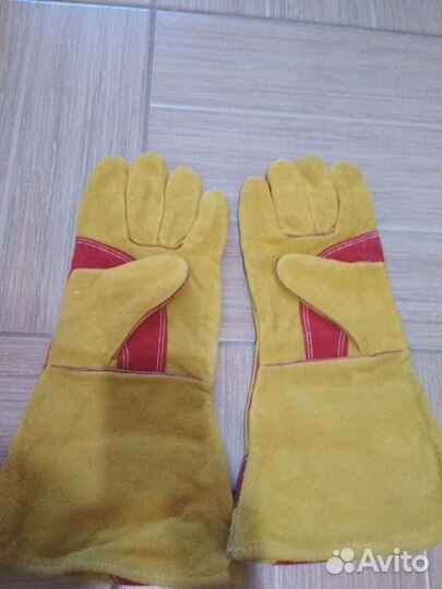Перчатки