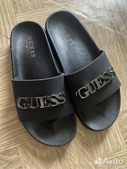 Шлепанцы (слайды) guess