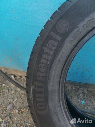 Continental ContiWinterContact TS 830 P 215/65 R17