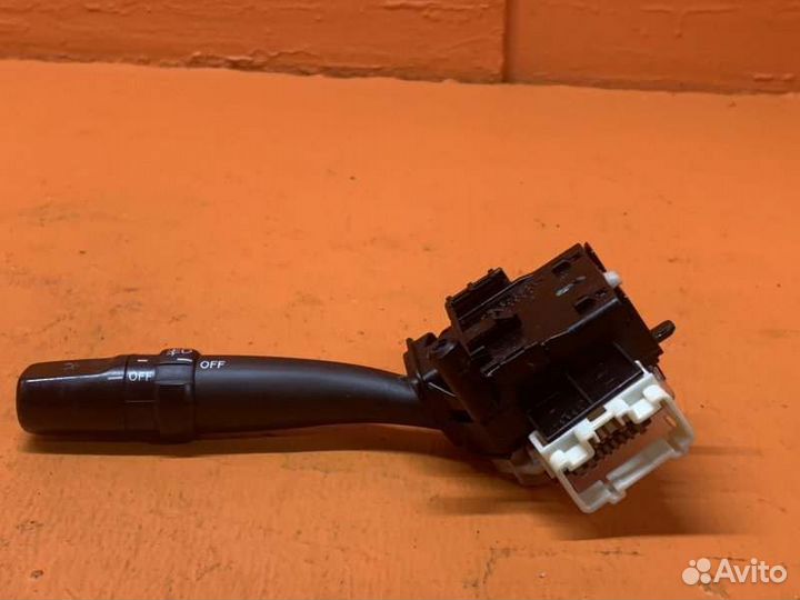 Переключатель указателей поворотников Toyota