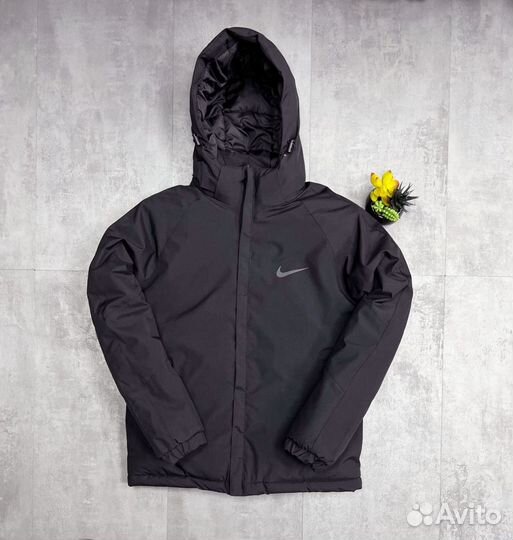 Зимние куртки Nike