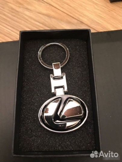 Брелок Лексус