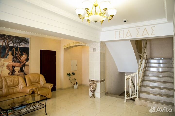 Администратор гостиницы (дома отдыха)