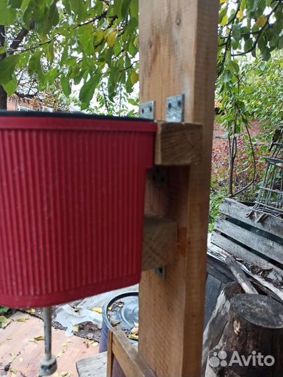 Умывальник ручной, с подставкой под ведро