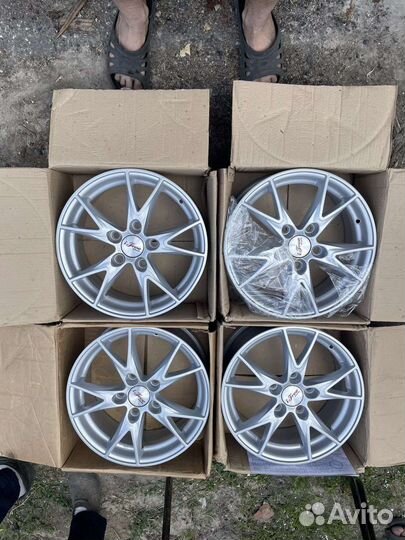 Литые диски r15 новые