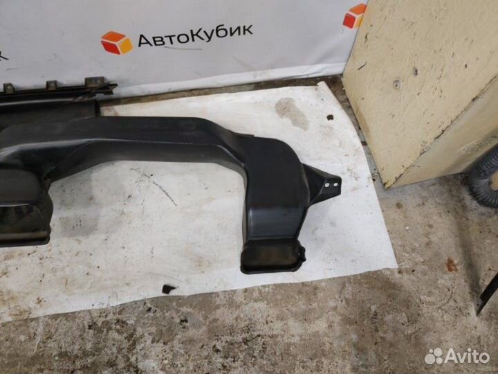 Воздуховод отопителя Mitsubishi Lancer 9 седан