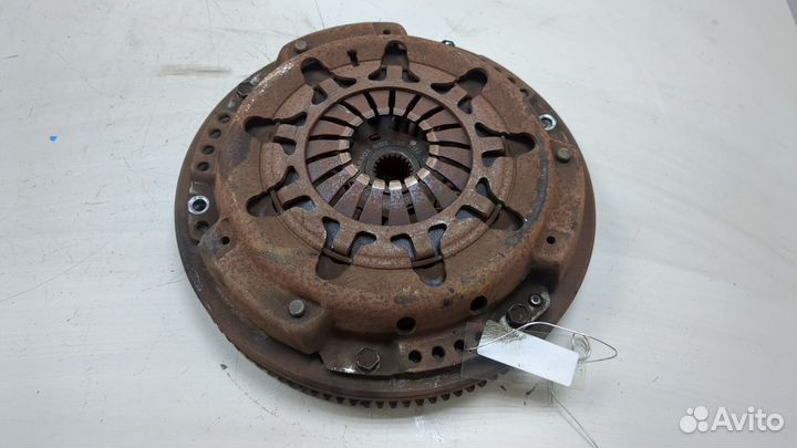 Маховик Toyota Auris E15, 2008