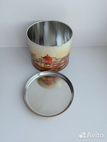 Жестяная банка 