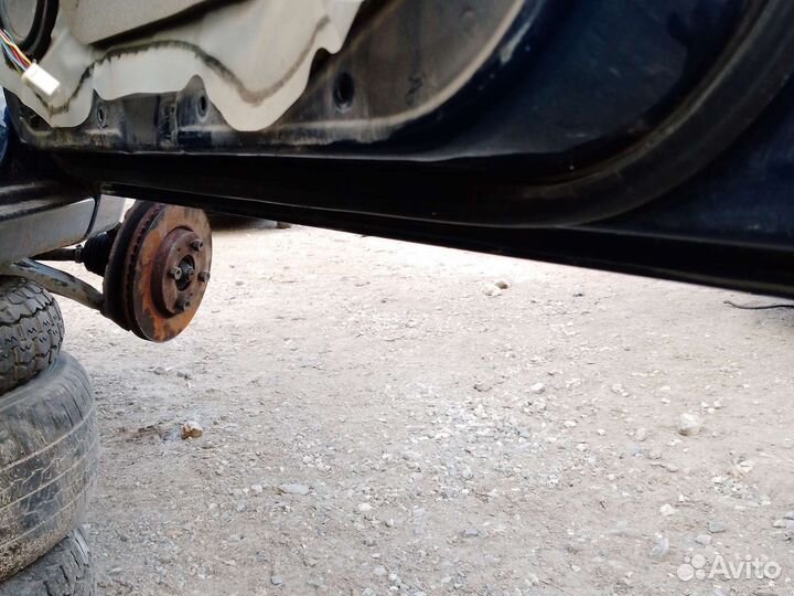 Дверь передняя правая lancer 9