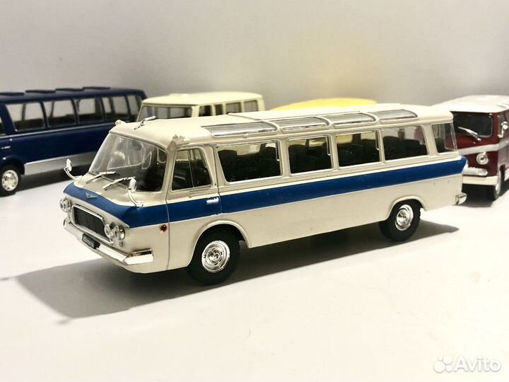 Модель автобуса СССР ЗИЛ-118 Юность