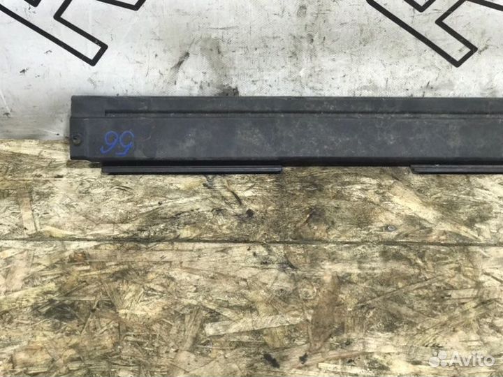 Обшивка багажника левая Mercedes-Benz Gle-Class