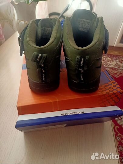 Кроссовки nike