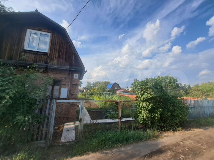 Дача 20 м² на участке 4 сот.