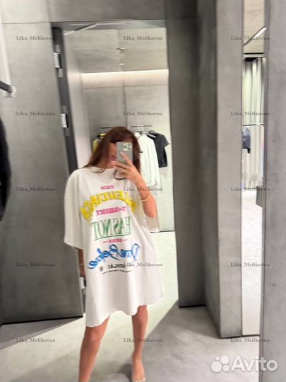 Футболка balenciaga