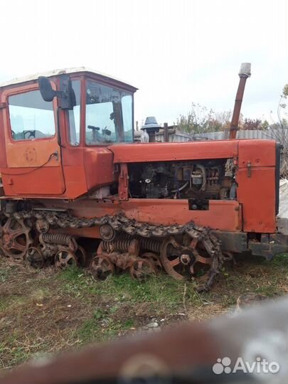 Трактор ВгТЗ ДТ-75, 1985