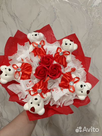 Букет из конфет и мишек