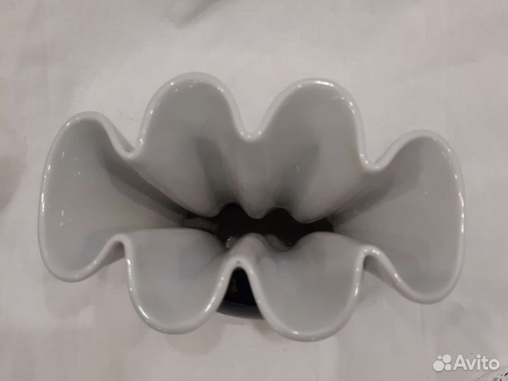 Ваза фарфоровая лфз веерная