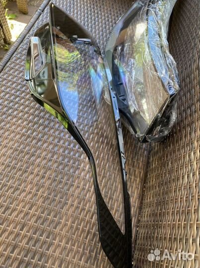 Стекла фар для Land Rover Discovery 5 (2016-2021)