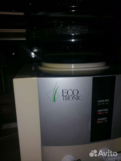 Кулер для воды настольный