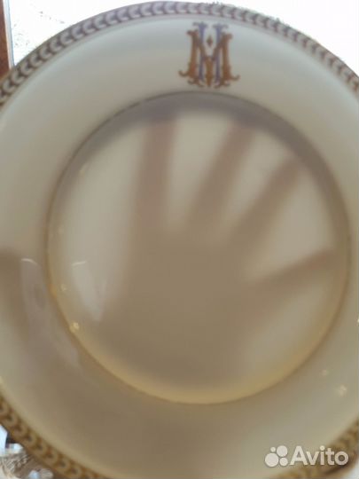 Антиквврные тарелки, Франция