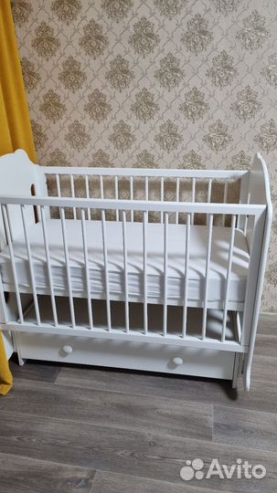 Детская кроватка